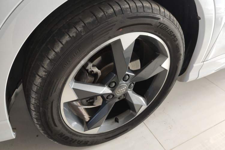 Used Audi Q3 2021 35 TFSI Fashion Dynamic Model
