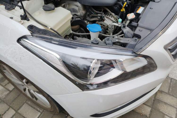 Used Hyundai Mistra 2016 1.6T Automatic Flagship TOP Model Right Front Headlight