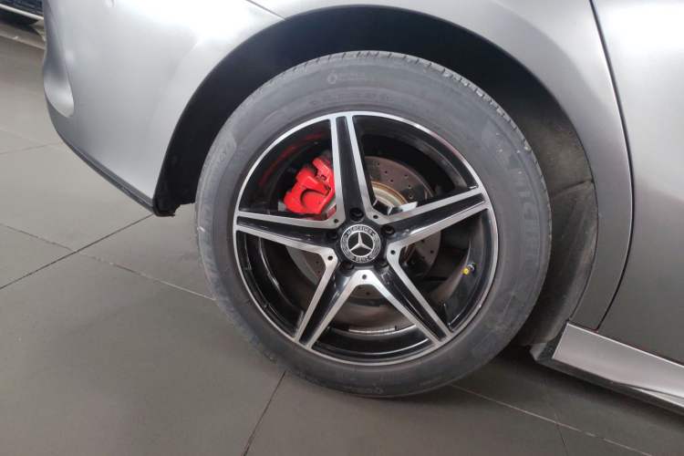 Used Mercedes-Benz A-Class 2019 A 200 L Sport Sedan Right Rear Wheel Hub