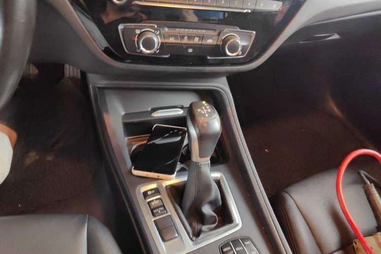 Used BMW 1 Series 2019 118i Fashion Model Gear Lever
