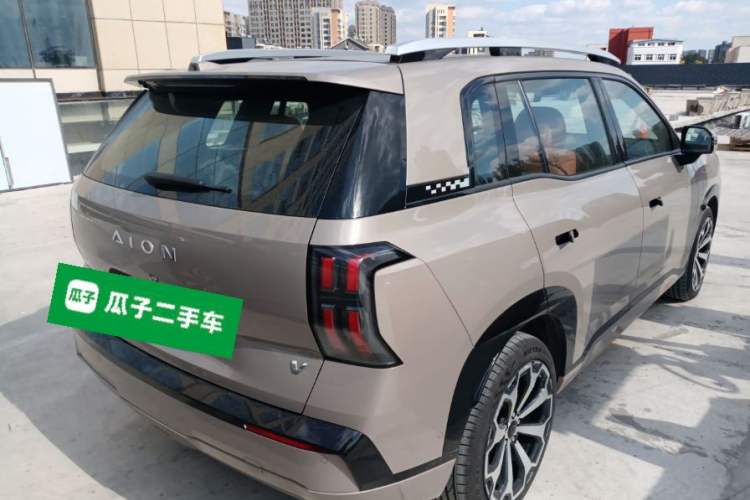 Used AION V 2024 Aion Tyrannosaurus 650 LiDAR Edition Rear Right 45 Deg