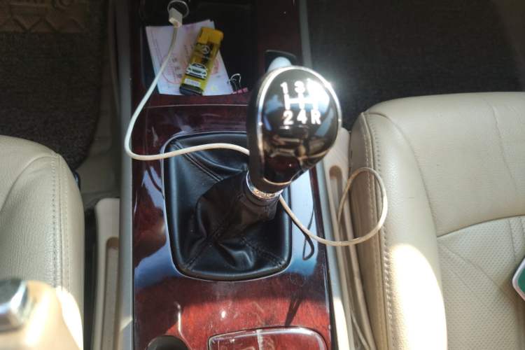 Used Hyundai MoInca 2009 2.0L Manual Luxury Edition GL
