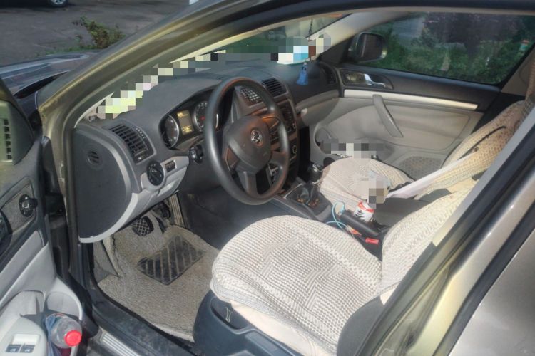 Used Skoda Octavia 2014 1.6L Manual Yijie Edition Driver Seat