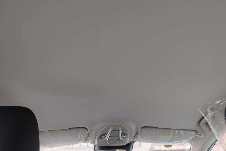 Used Wuling Xingguang 2024 Co-Creation Edition 510 Advanced Model