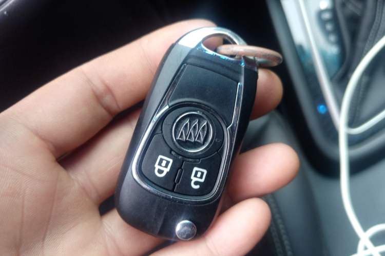Used Buick GT 2015 18T Dual-Clutch Luxury Model Vehicle Key
