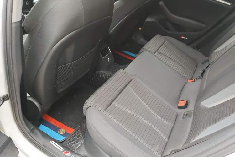 Used Audi A3 2020 Limousine 35 TFSI Sporty Version China VI Left Rear Seat