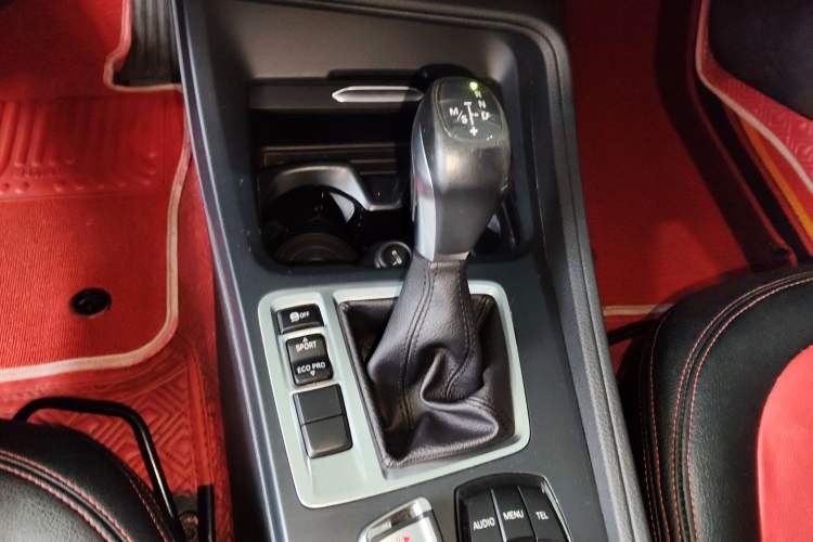 Used BMW 1 Series 2017 118i Fashion Model Gear Lever