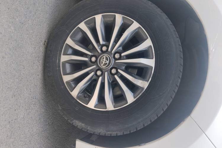 Used Toyota Corolla 2018 1.2T S-CVT GL-i Zhihui Edition Right Front Wheel Hub