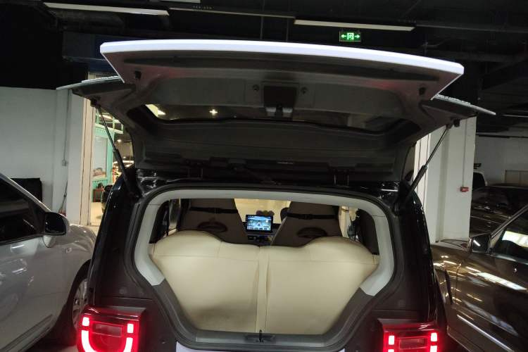 Used Chery QQ Ice Cream 2022 120km Conical Shape Lithium Iron Phosphate