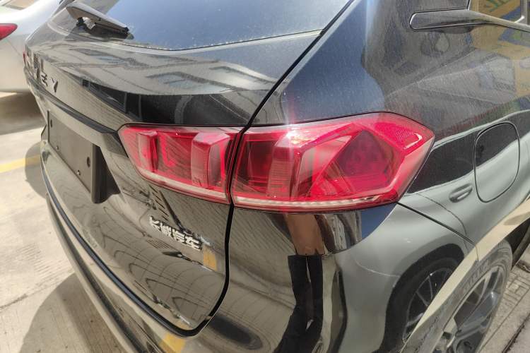 Used Wey VV7 2017 2.0T Flagship Model
