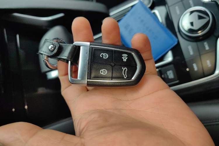 Used BORGWARD BX7 2016 28T Two-Wheel Drive Luxury Version 5 Seats
