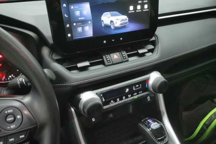 Used Toyota RAV4 2024 2.0L CVT Two-Wheel Drive Urban Edition