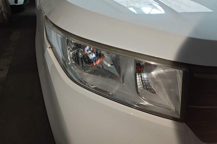 Used Wuling Hongguang PLUS 2019 1.5T Manual Comfort Version 7 Seats
