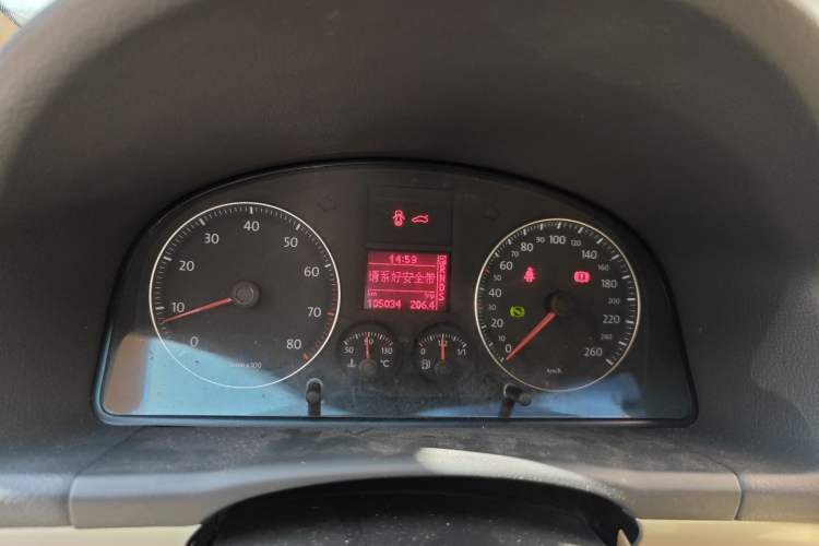 Used Volkswagen Touran 2008 2.0L Zhiya Edition Automatic 5 Seats