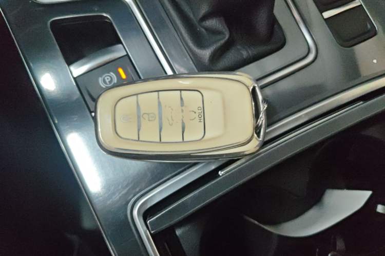 Used Hongqi H5 2022 Classic Model Facelift 1.5T DCT Qiyun Edition
