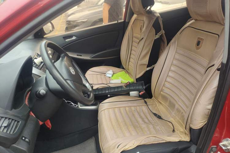 Used Hyundai Verna Ray 2014 1.4L Manual GL Left Front Seat