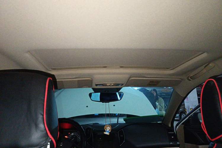 Used Bestune B50 2013 1.6L automatic luxury version Headliner