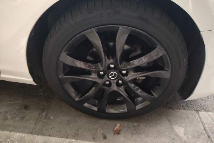 Used Mazda Atenza 2014 2.5L Blue Sky Prestige Edition
