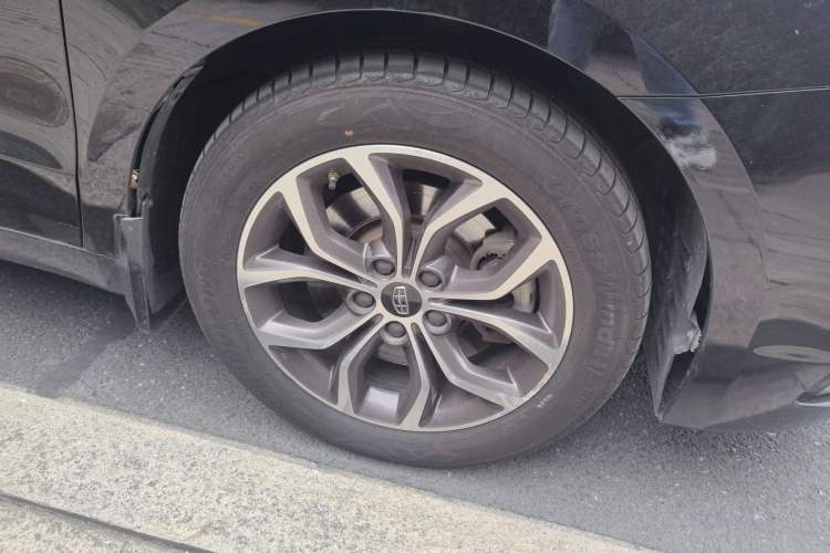 Used Geely Auto Emgrand GT 2017 2.4L Comfort Model
