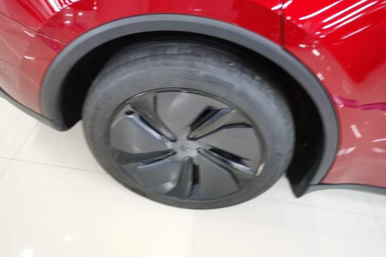 Used Tesla Model Y 2025 Rear-Wheel Drive First Edition