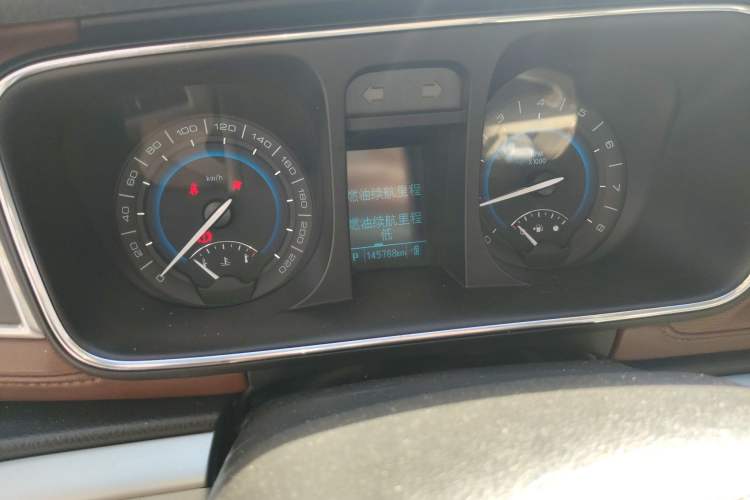 Used Buick GL8 2014 2.4L Executive Edition