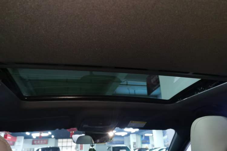 Used MG 5 Scorpio 2022 1.5T Trophy Sport Luxurious Edition