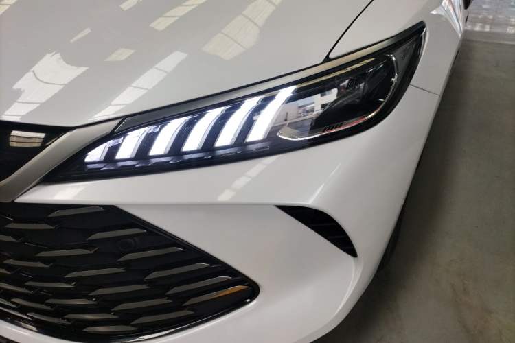 Used BYD Qin PLUS 2025 DM-i Smart Drive 55KM Beyond Model
