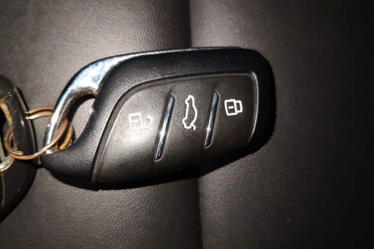 Used MG 5 2022 180 DVVT CVT Youth Luxury Edition
