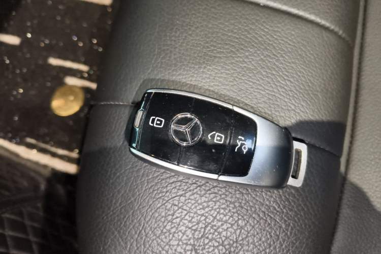 Used Mercedes-Benz E-Class 2020 E 260 Convertible Coupe
