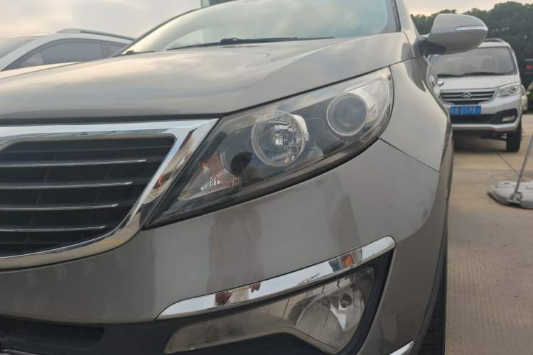 Used Kia Sportage R 2014 2.0L Automatic Two-Wheel Drive Premium Trim