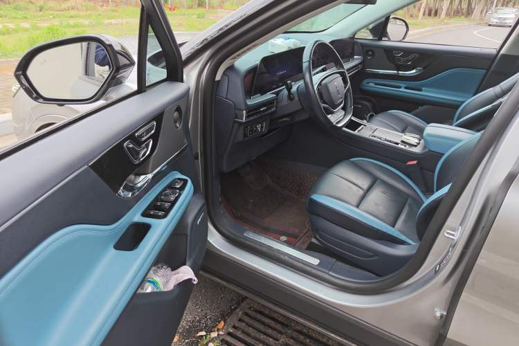 Used Lincoln Corsair 2024 1.5T Two-Wheel Drive Luxury Hybrid Version Driver Seat