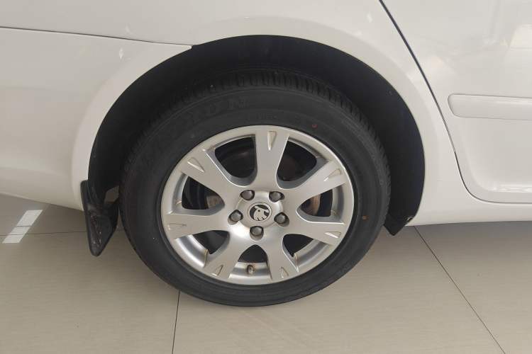 Used Skoda Octavia 2015 Classic Model 1.6L Manual Yijie Edition
