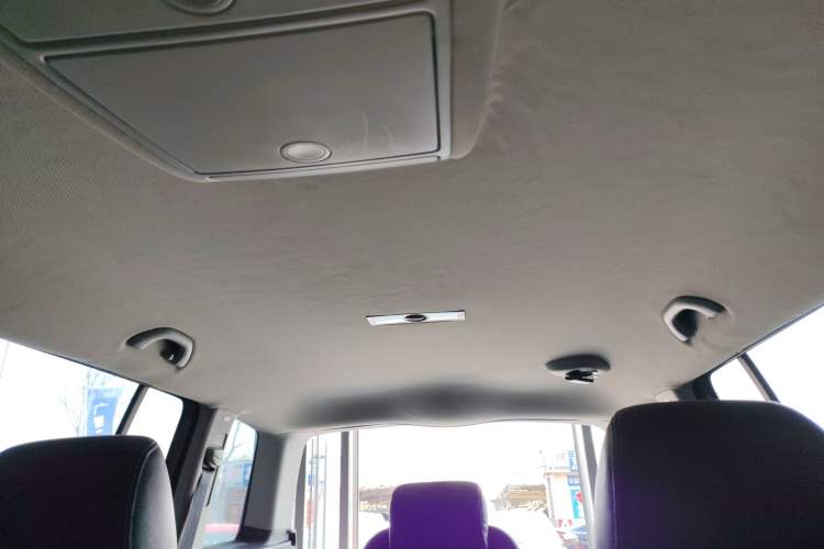 Used Volkswagen Touran 2015 1.4T Manual Fashion Edition 5-Seater
