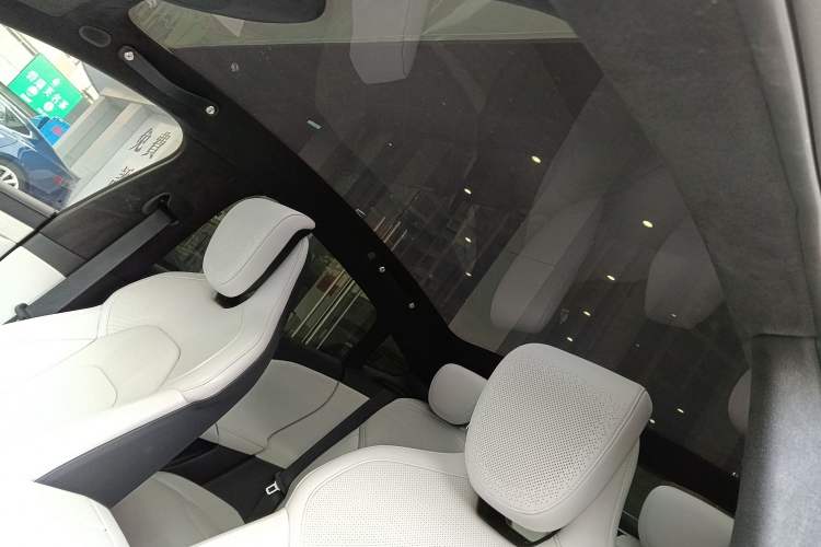 Used Xiaomi Auto SU7 2024 Four-Wheel Drive Ultra-Long Range Advanced Intelligent Driving Max Edition Headliner