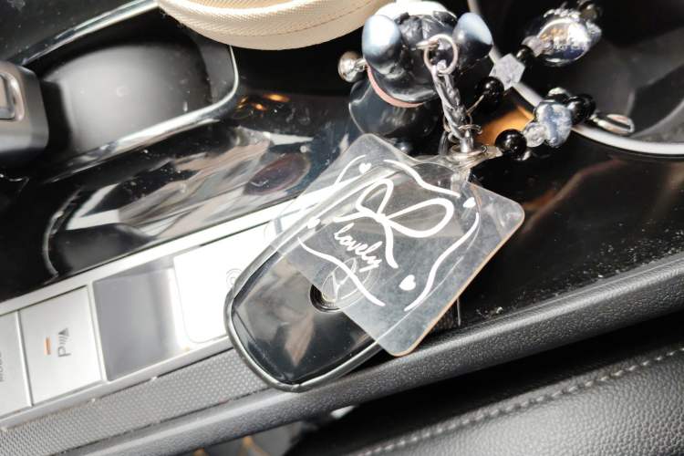 Used Hyundai Elantra 2022 1.5L CVT LUX Prestige Edition
