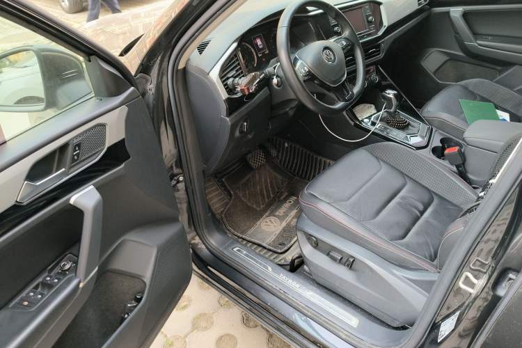 Used Volkswagen Tayron 2019 Teramont Edition 280TSI Two-Wheel Drive Luxury Model China VI Standard Driver Seat