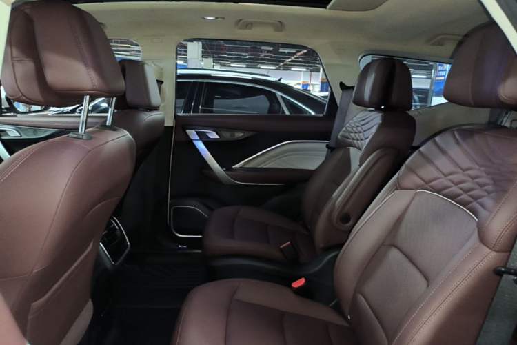 Used Geely Auto Jiajie 2022 1.8TD DCT Platinum Luxury Edition Left Rear Seat