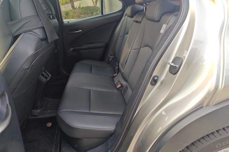 Used Lexus UX 2020 260h Explore & Adventure Edition