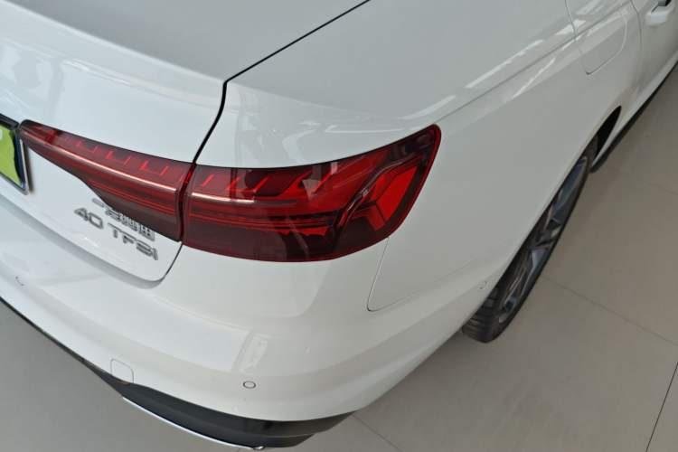 Used Audi A4L 2022 40 TFSI Luxury Dynamic Model Right Rear Taillight