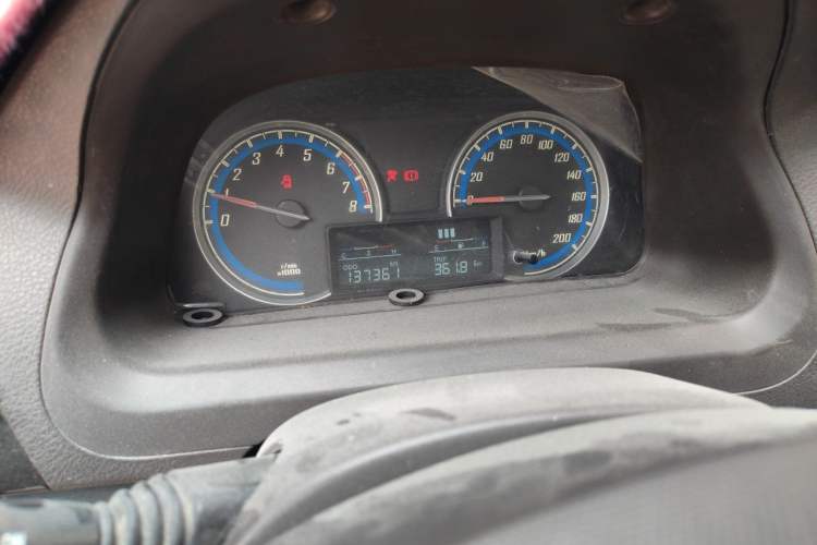 Used Baojun 730 2014 1.5L manual luxury trim 7 seats
