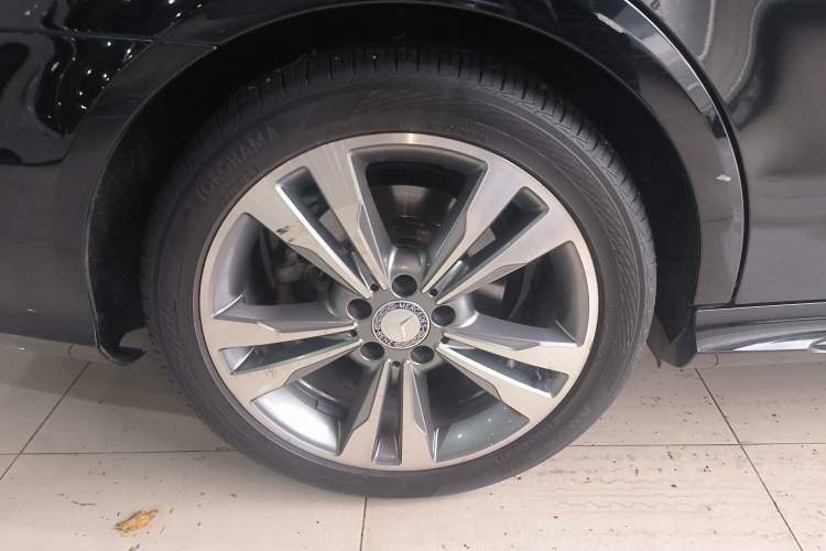 Used Mercedes-Benz E-Class 2015 E 200 L Sport Edition