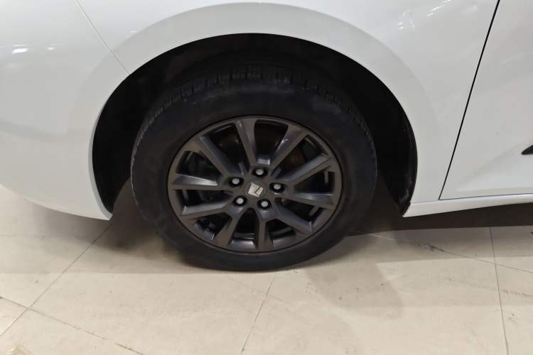 Used Baojun RC-5 2020 1.5L Manual Zhiyao Elite Edition
