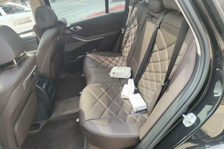 Used BMW X5 2023 xDrive 30Li Luxury M Sport Night Edition Package
