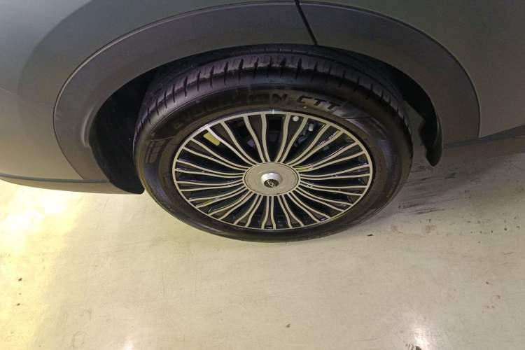 Used Chery Tiggo 8 L 2024 2.0T Two-Wheel Drive Prestige Version 5 Seats
