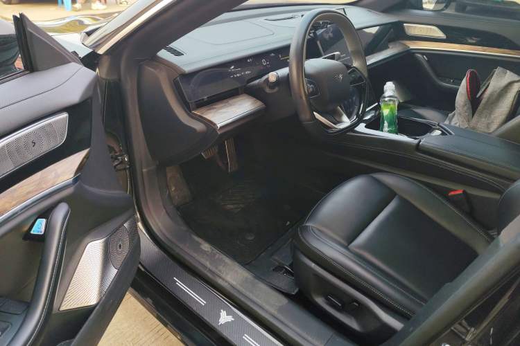 Used NETA S 2023 Pure Electric 520km Rear-Drive Lite Version Driver Seat