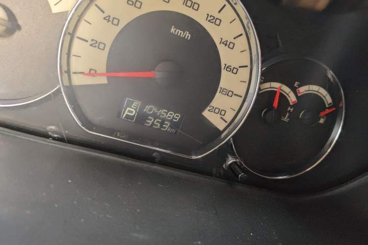 Used Wuling Hongguang 2014 1.5L S Automatic Comfort Edition