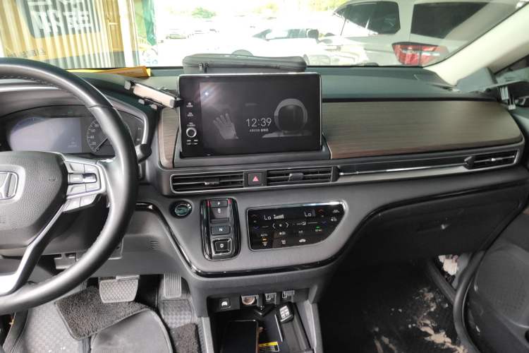 Used Honda Odyssey 2022 2.0L eHEV Sharp·Luxury Edition Audio And AC Panel