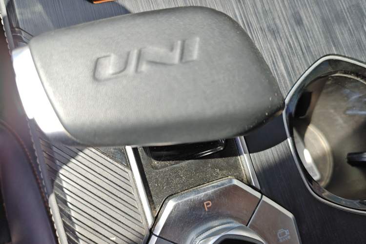 Used CHANGAN UNI-K 2021 2.0T Prestige Edition Gear Lever
