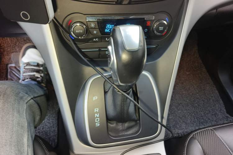 Used Ford Kuga 2015 1.5L GTDi Two-Wheel Drive Fashion Edition