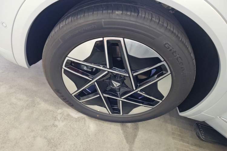 Used Deepal S09 2025 Rear-Drive Ultra+
